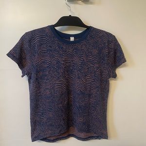 Lululemon top (unique print). Size 4. Worn once